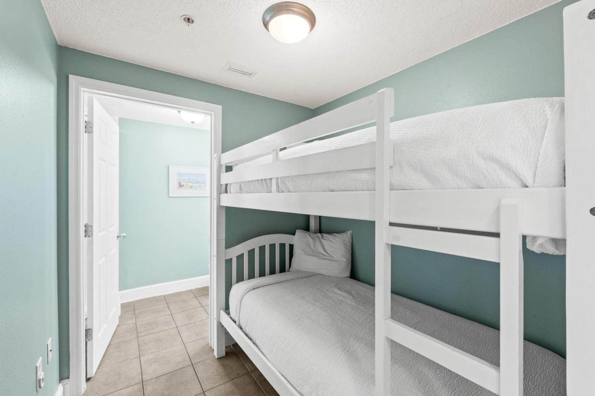 Majestic Beach Towers Resort By Panhandle Getaways Panama City Beach Szoba fotó